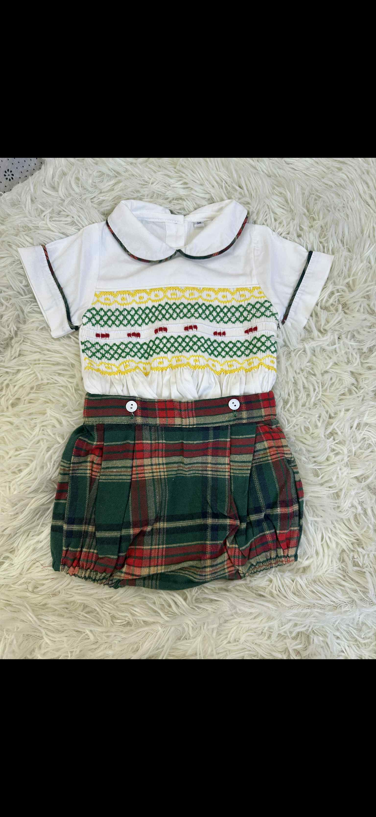 Boys’ Green Tartan Smocked Suit 💚✨