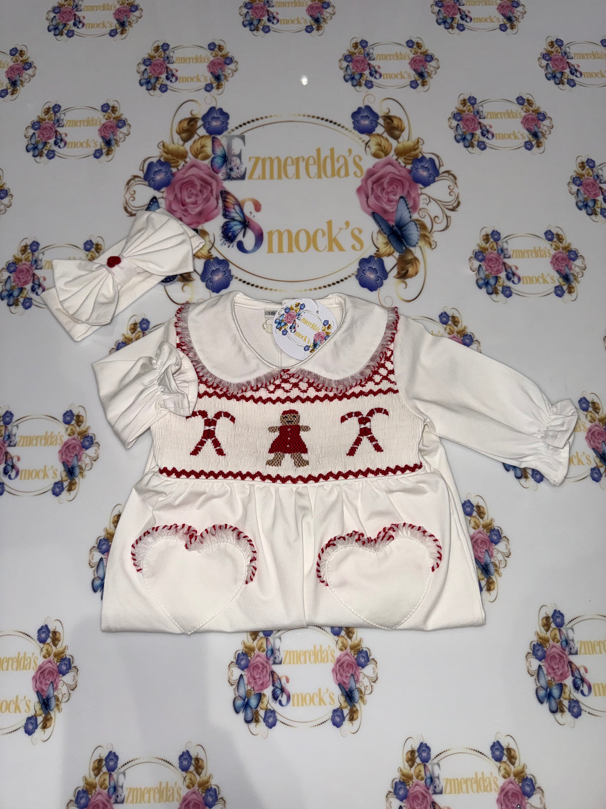The Gingerbread Christmas Smocked Babygrow 🎄❤️
