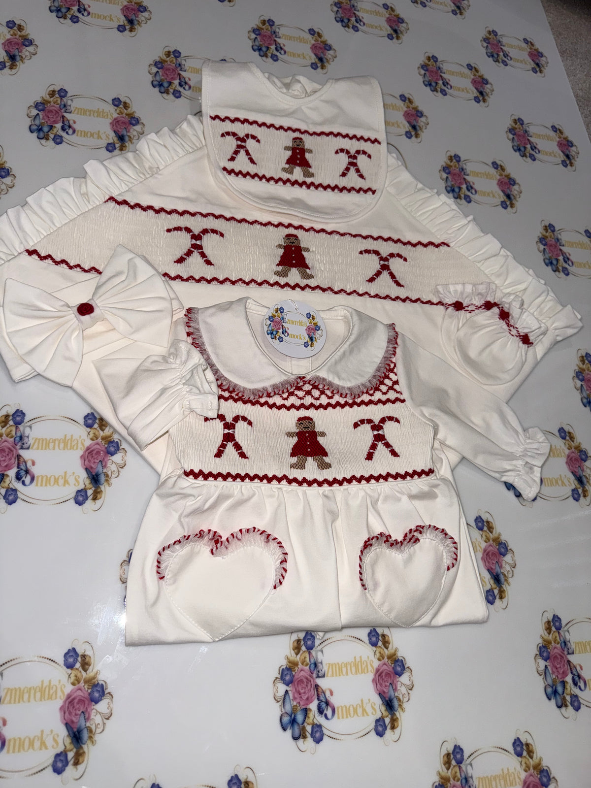 The Gingerbread Christmas Smocked Baby Set 🎄❤️
