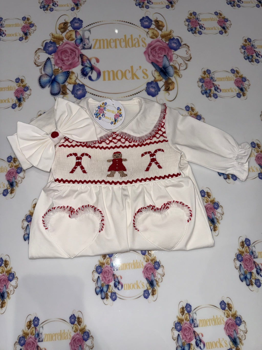 The Gingerbread Christmas Smocked Babygrow 🎄❤️