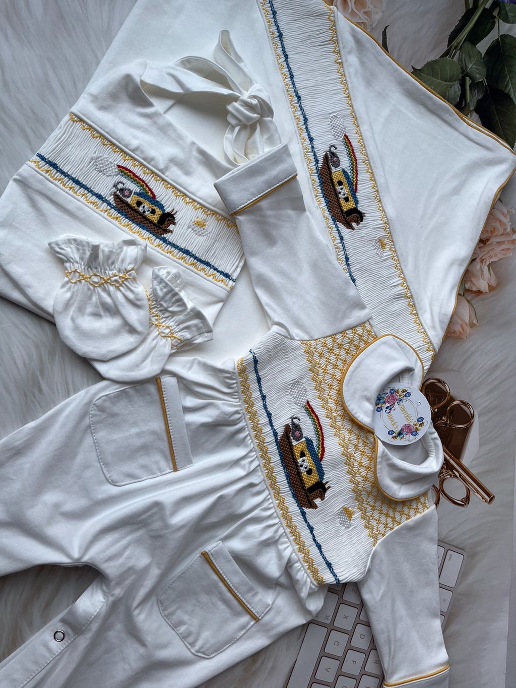 🌈 Noah’s Ark Smocked Baby Grow Set 🌈