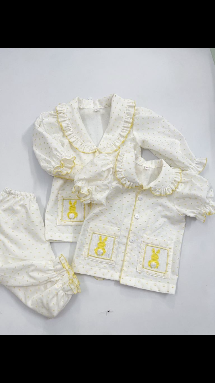 Girls’ Swiss Dot Pyjama Set 🤍